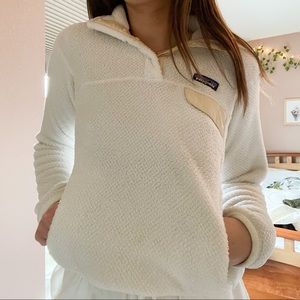 White Patagonia Pullover